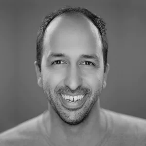dr Dan Vahdat